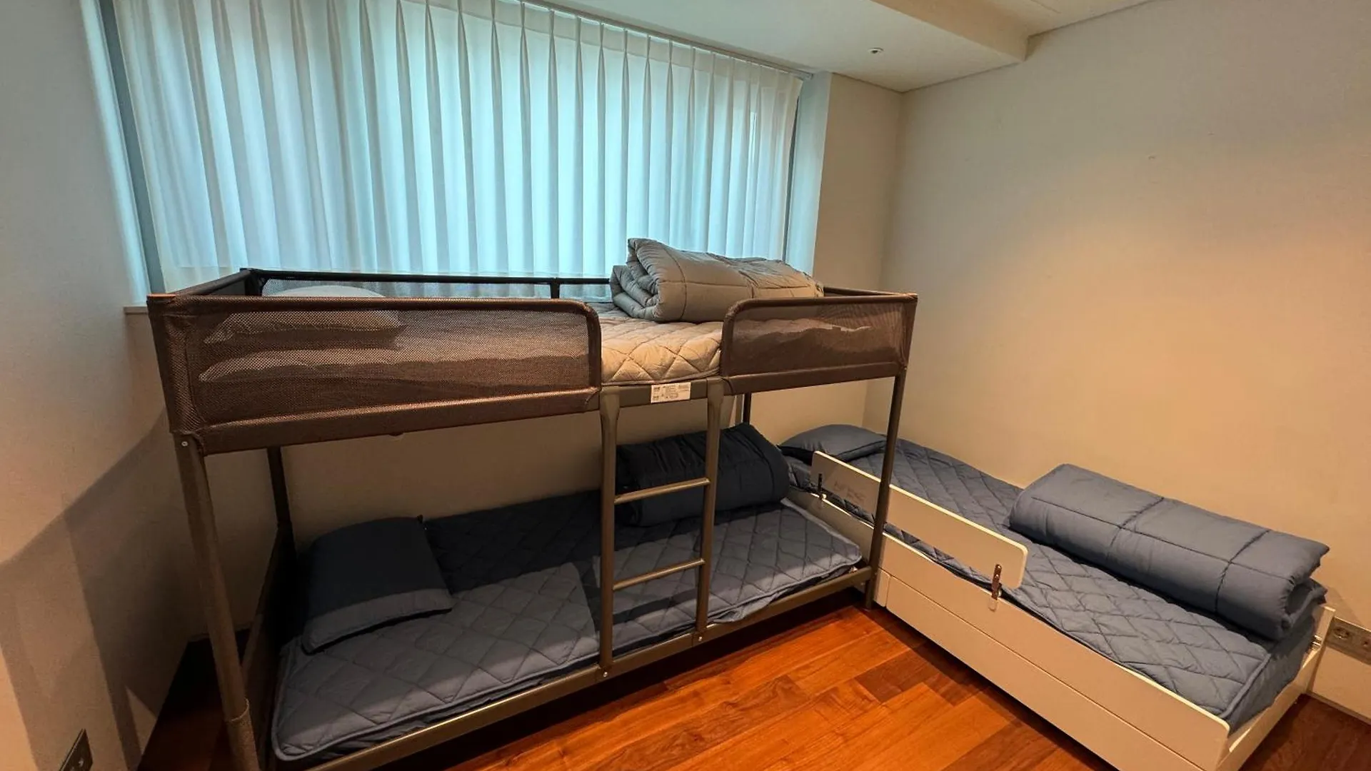 Gangnam Cheongdam Apt - Free Wifi, Max 6Pax Seoel